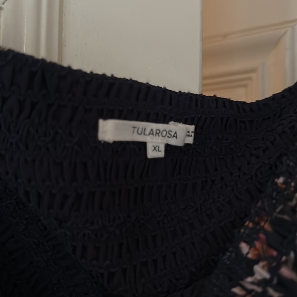 Tularosa smocked crop top - Picture 3 of 3